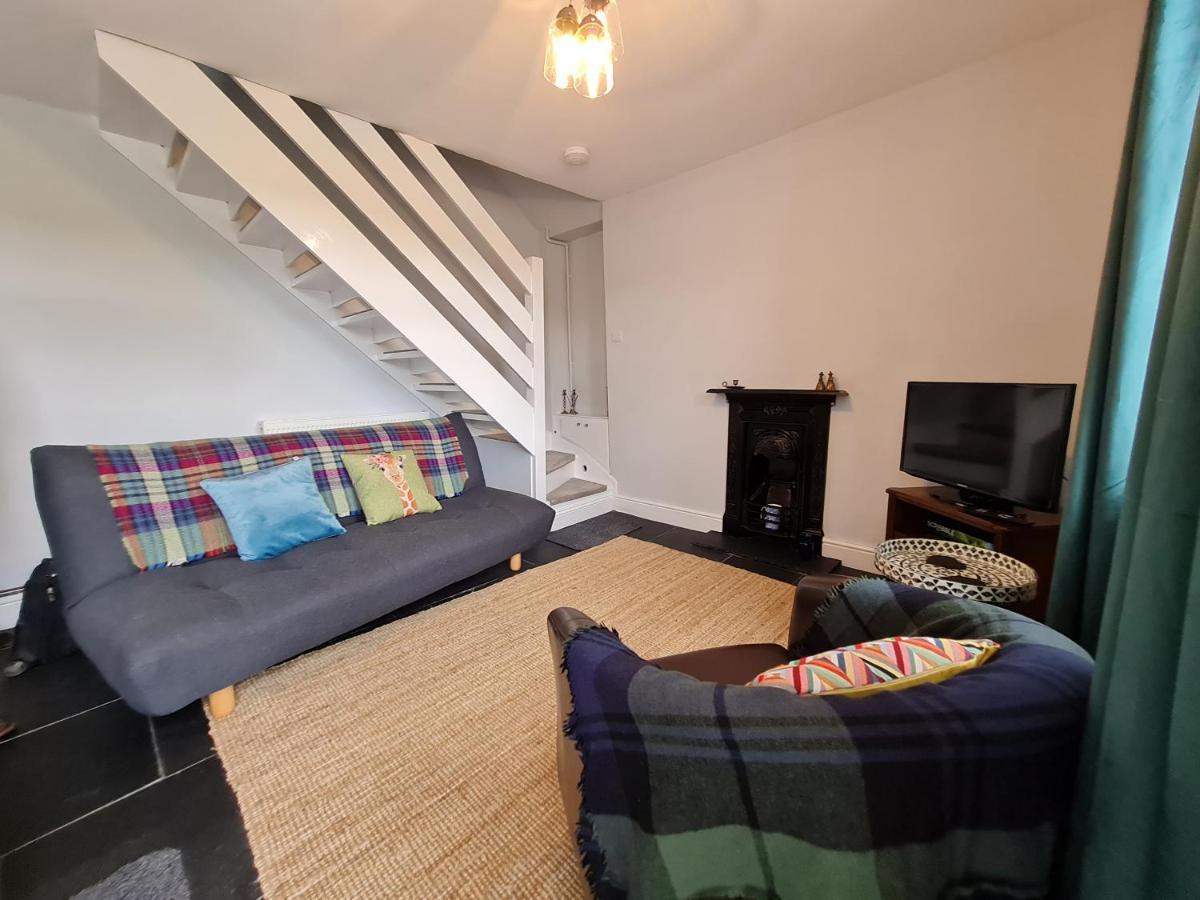 Picturesque 2 Bedroom Miners Cottage Near Bike Park Wales & Brecon Beacons Мърдър Титфил Екстериор снимка